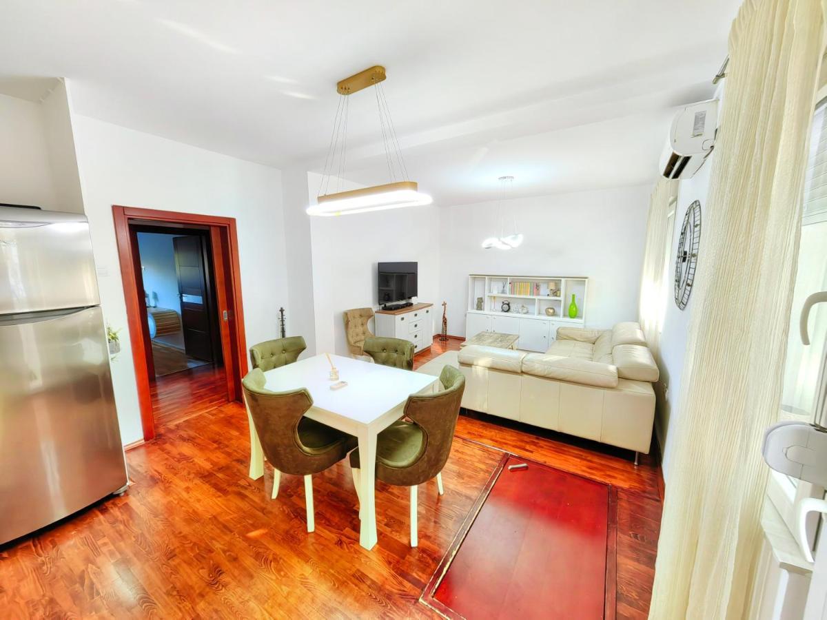 Luxury Apartment Podgorica Extérieur photo